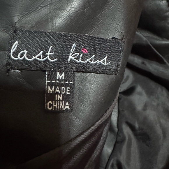 Women Last Kiss size M faux leather peplum top - Picture 3 of 5